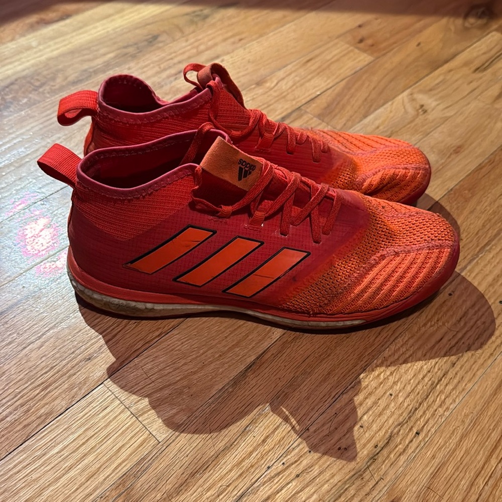 Adidas men’s soccer shoes